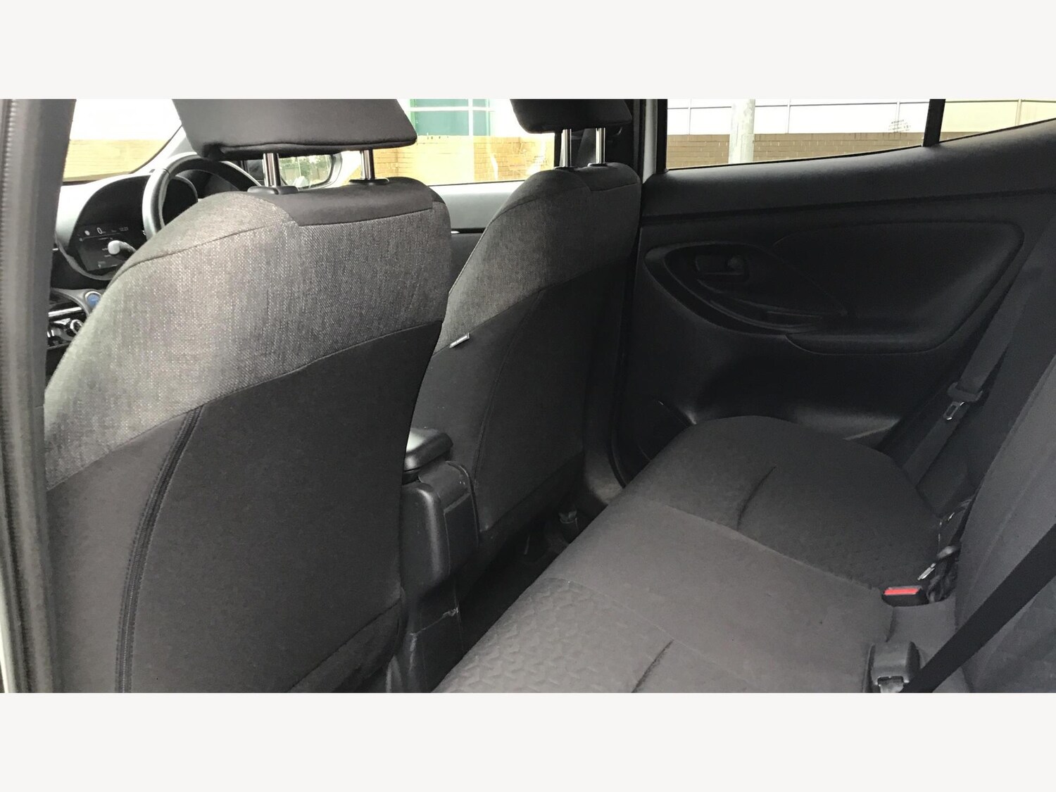 Used Toyota Yaris Cross 2023 for sale - 77081785: Photo 15
