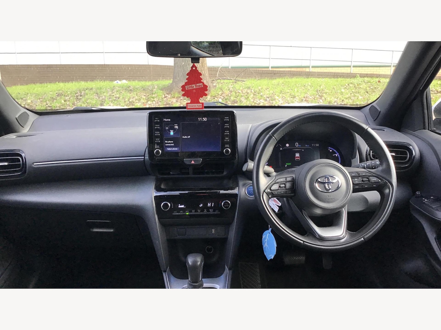 Used Toyota Yaris Cross 2023 for sale - 77081785: Photo 7