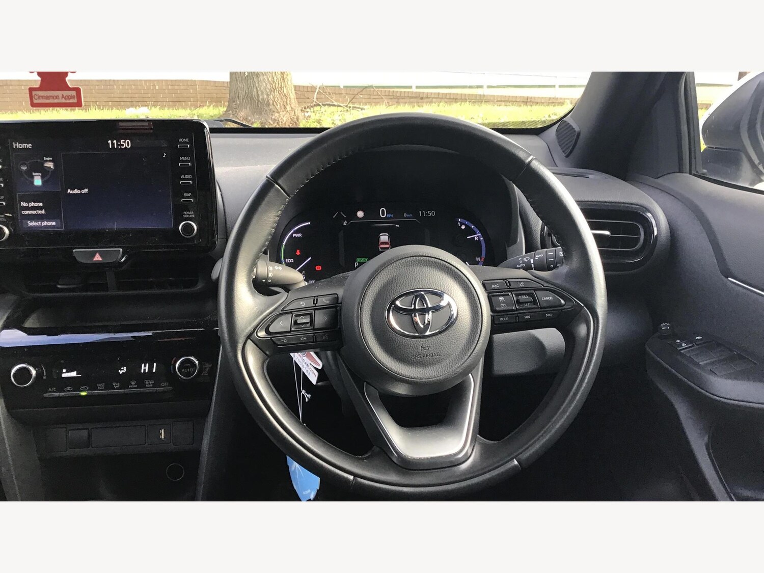 Used Toyota Yaris Cross 2023 for sale - 77081785: Photo 8
