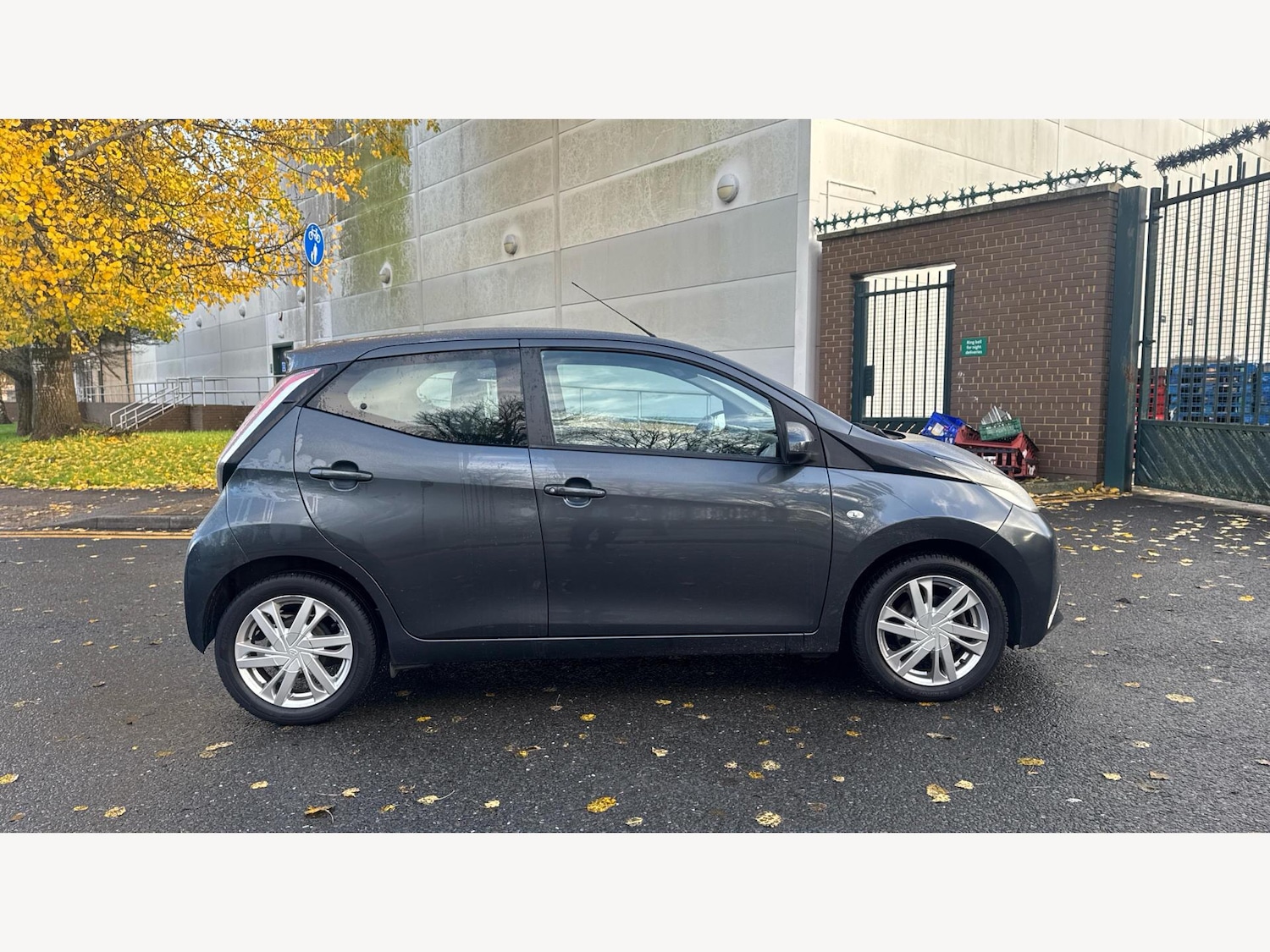 Used Toyota AYGO 2015 for sale - 76898815: Photo 18