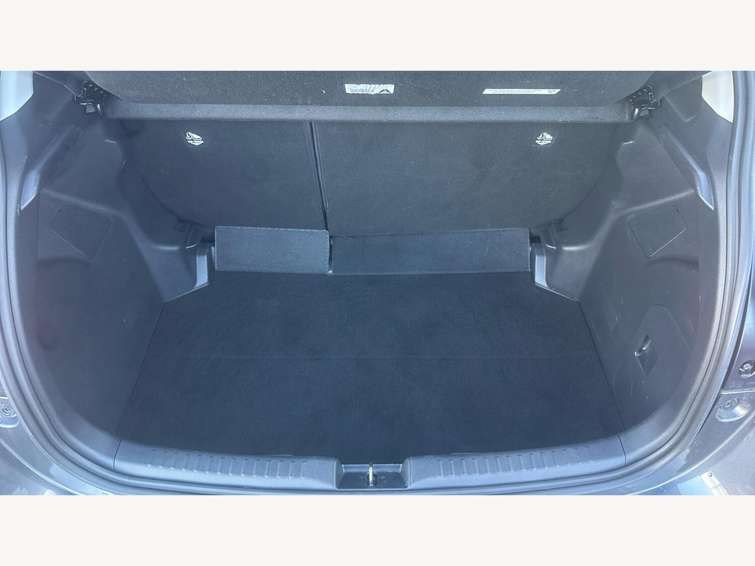 Used Toyota Yaris 2022 for sale - 77028997: Photo 16