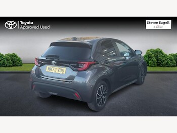 Used Toyota Yaris 2022 for sale - 77028997: Photo