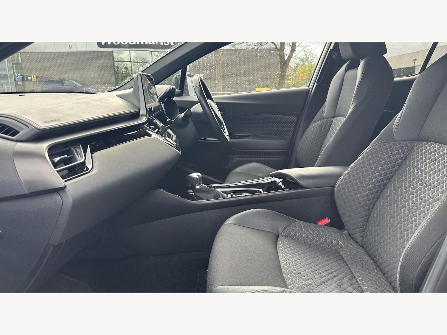 Used Toyota C-HR 2023 for sale - 77314856: Photo 12