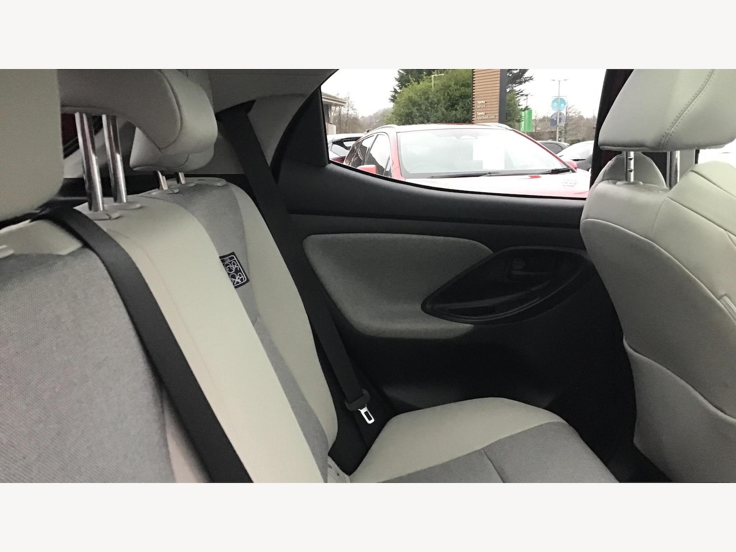 Used Toyota Yaris 2022 for sale - 77066985: Photo 14