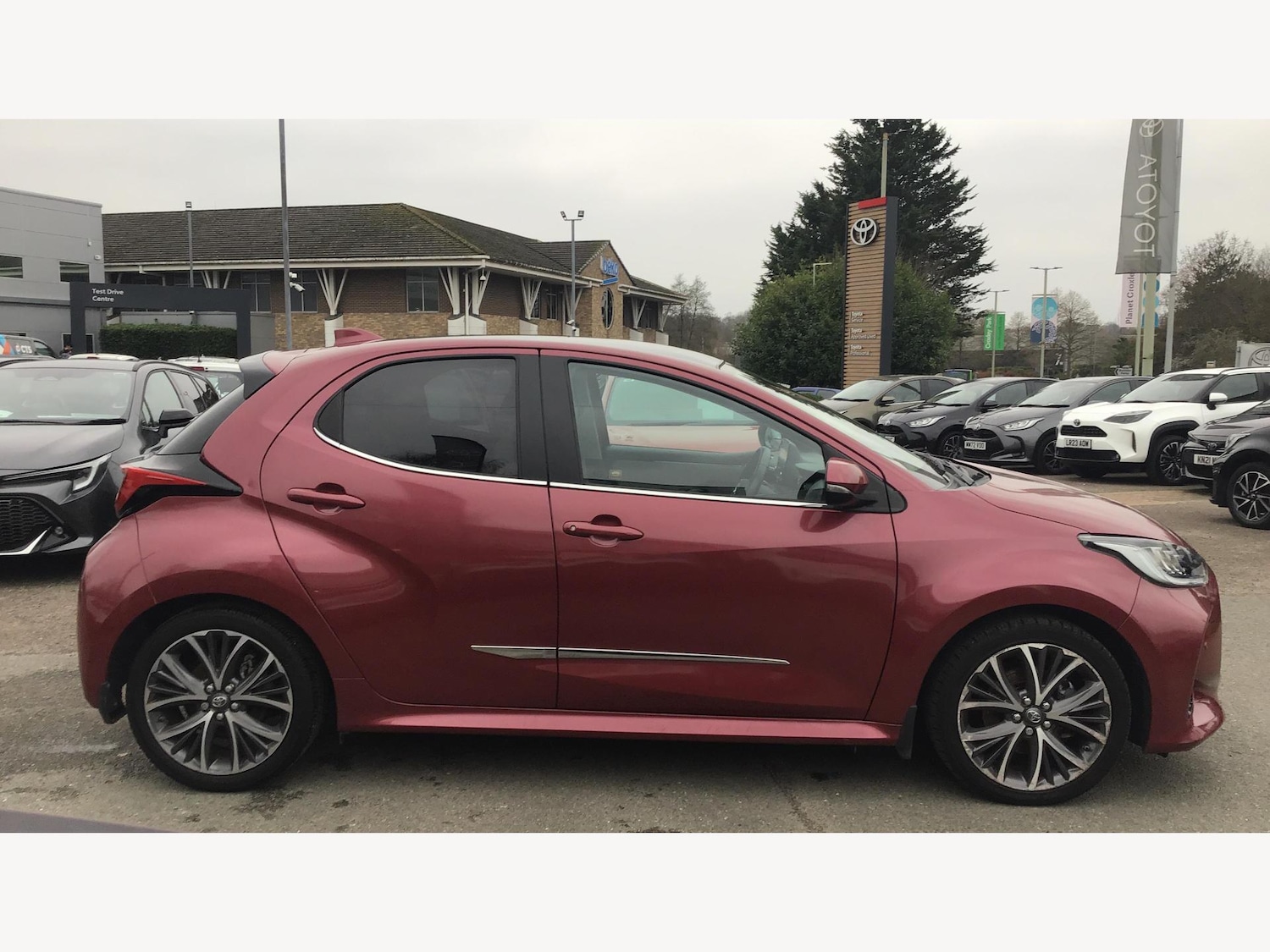 Used Toyota Yaris 2022 for sale - 77066985: Photo 18