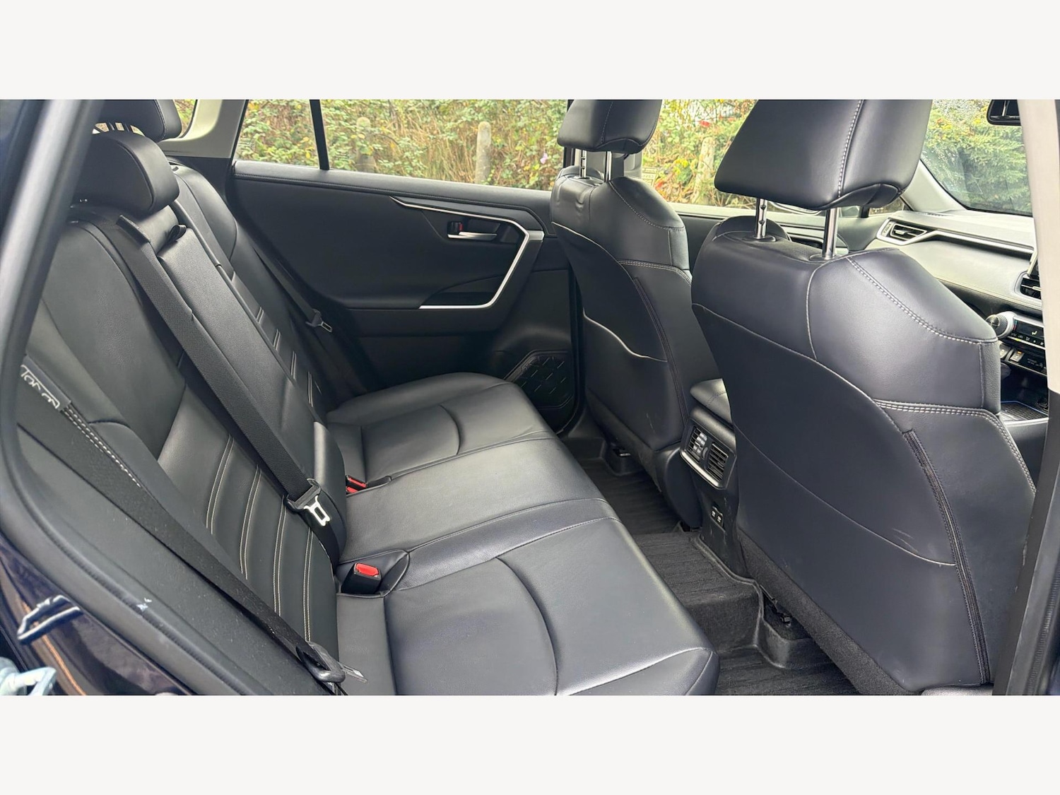 Used Toyota RAV4 2020 for sale - 76701601: Photo 14