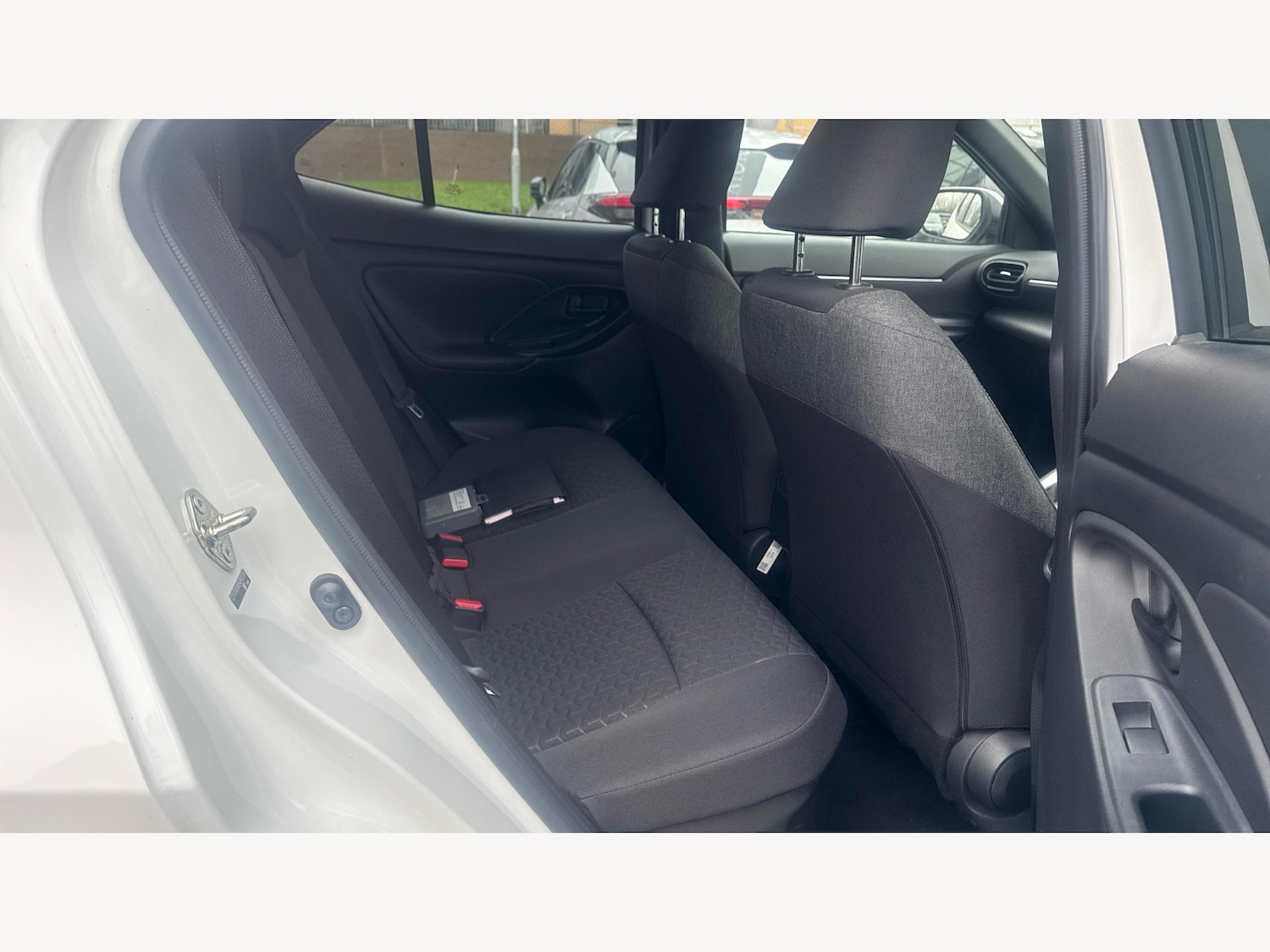 Used Toyota Yaris Cross 2023 for sale - 77057263: Photo 14