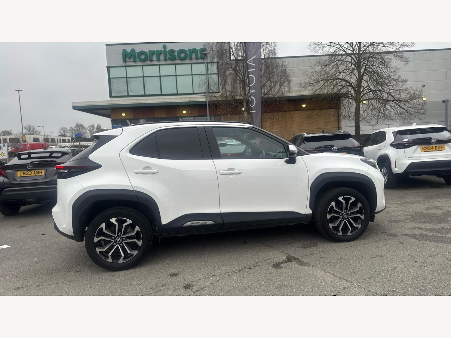 Used Toyota Yaris Cross 2023 for sale - 77057263: Photo 18