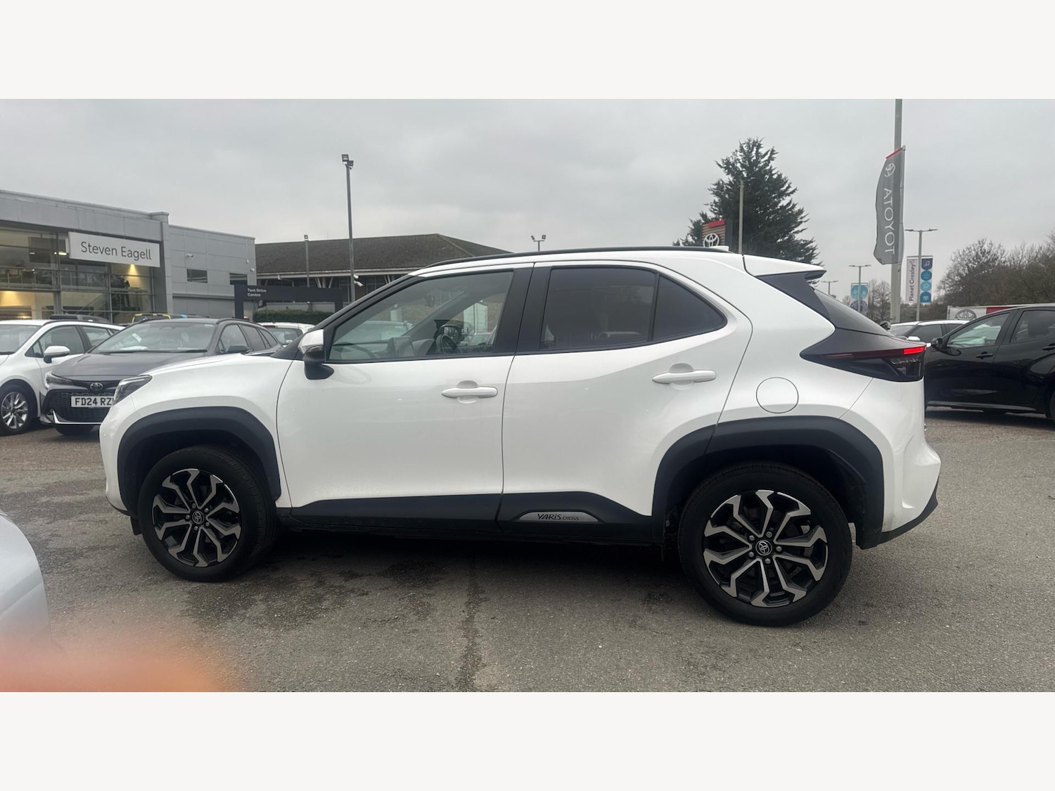 Used Toyota Yaris Cross 2023 for sale - 77057263: Photo 19