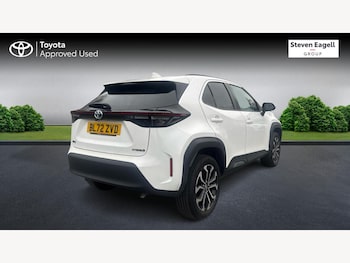 Used Toyota Yaris Cross 2023 for sale - 77057263: Photo