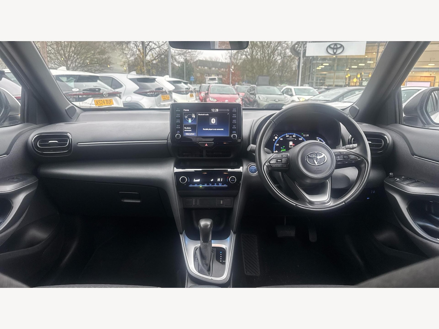 Used Toyota Yaris Cross 2023 for sale - 77057263: Photo 7