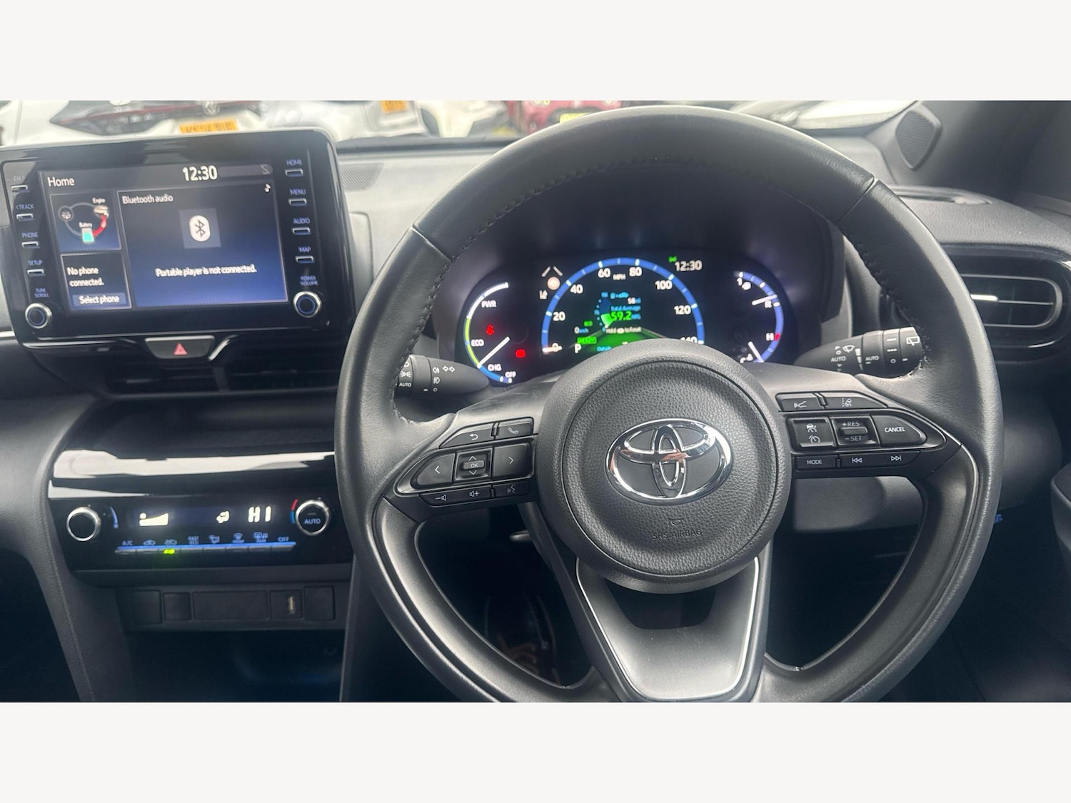 Used Toyota Yaris Cross 2023 for sale - 77057263: Photo 8