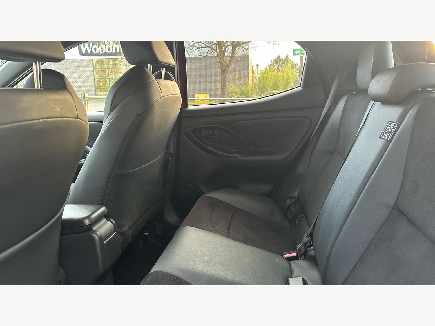 Used Toyota Yaris 2024 for sale - 77315284: Photo 15