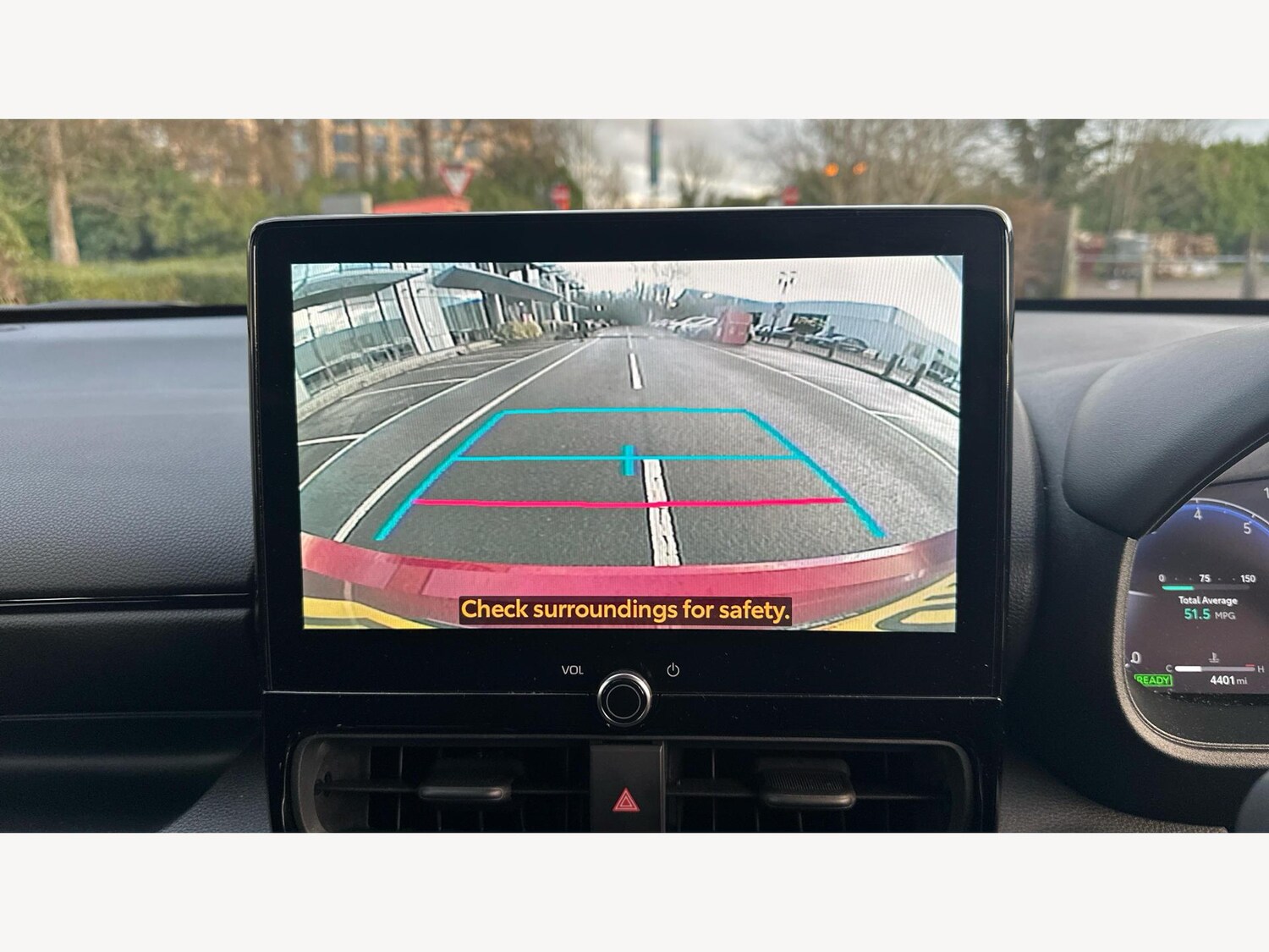 Used Toyota Yaris 2024 for sale - 77315284: Photo 26