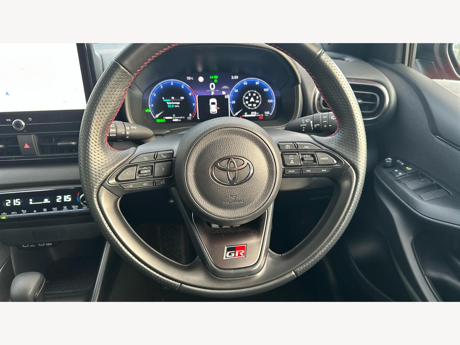 Used Toyota Yaris 2024 for sale - 77315284: Photo 8