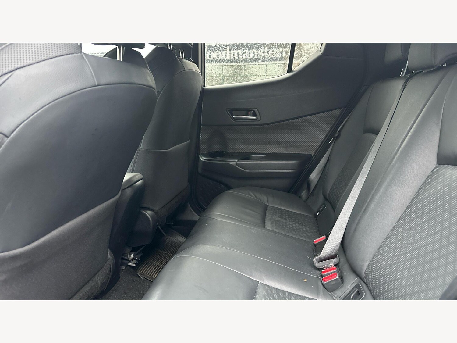 Used Toyota C-HR 2023 for sale - 77441279: Photo 15