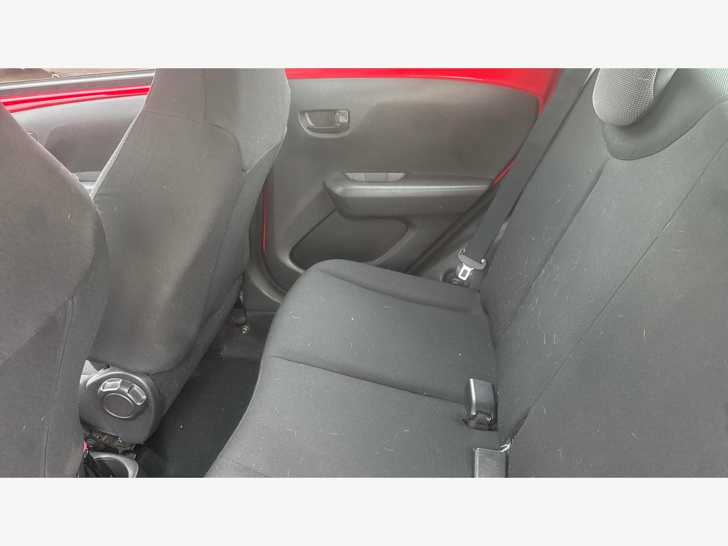 Used Toyota AYGO 2014 for sale - 76389208: Photo 14