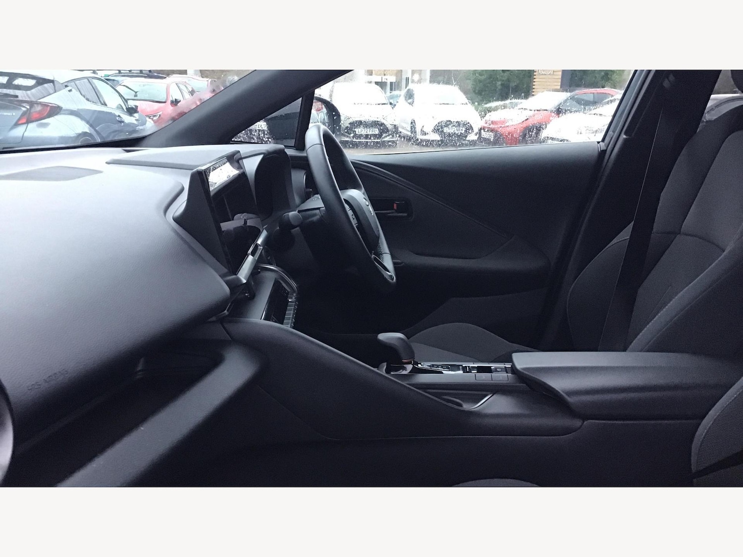 Used Toyota C-HR 2024 for sale - 77266785: Photo 12