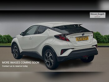 Used Toyota C-HR 2022 for sale - 76200577: Photo