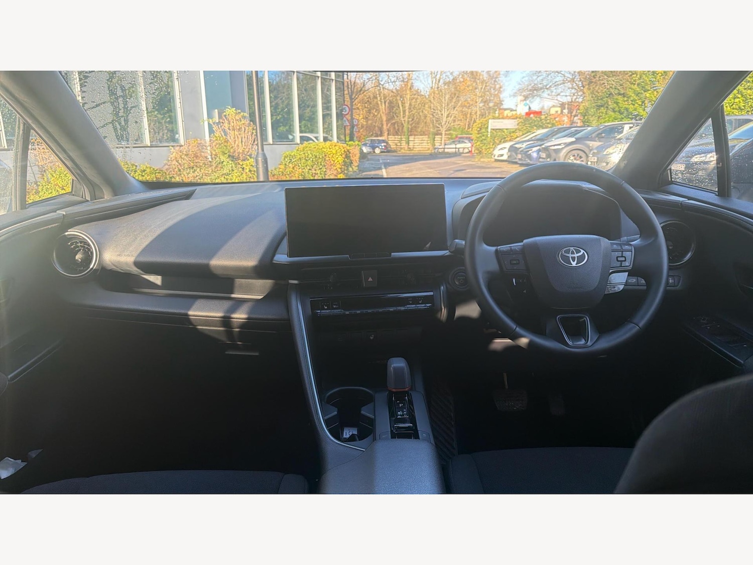 Used Toyota C-HR 2024 for sale - 77575000: Photo 7