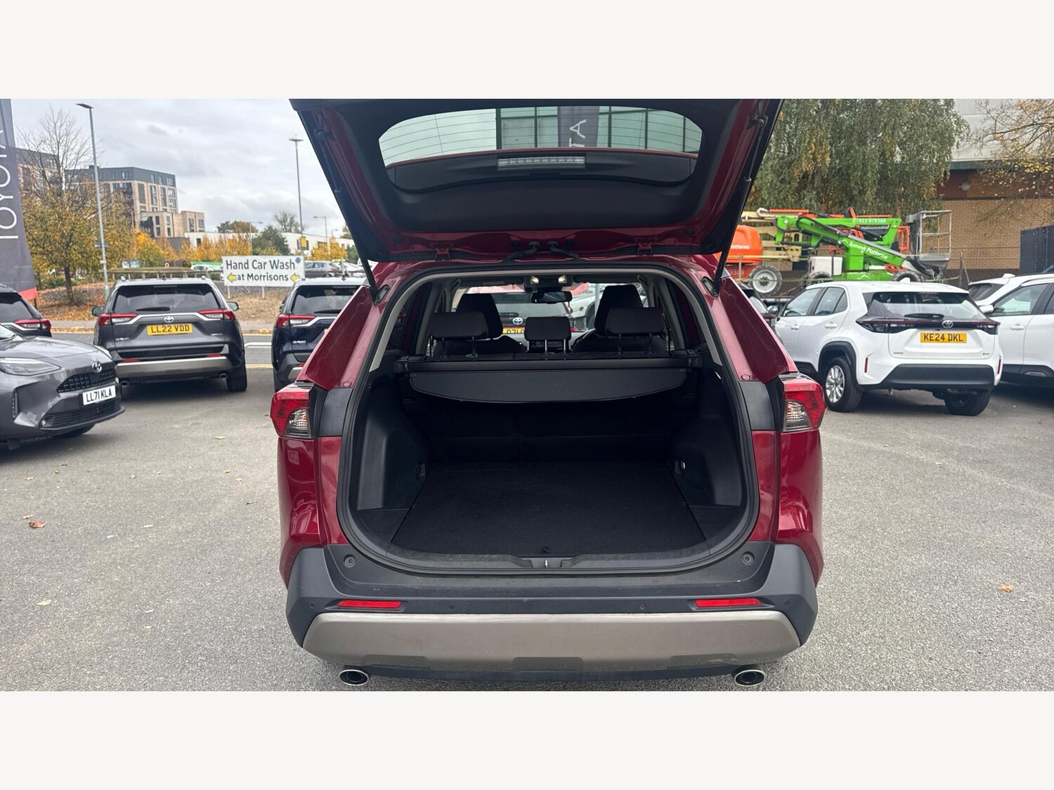 Used Toyota RAV4 for sale - 76472797: Photo 16