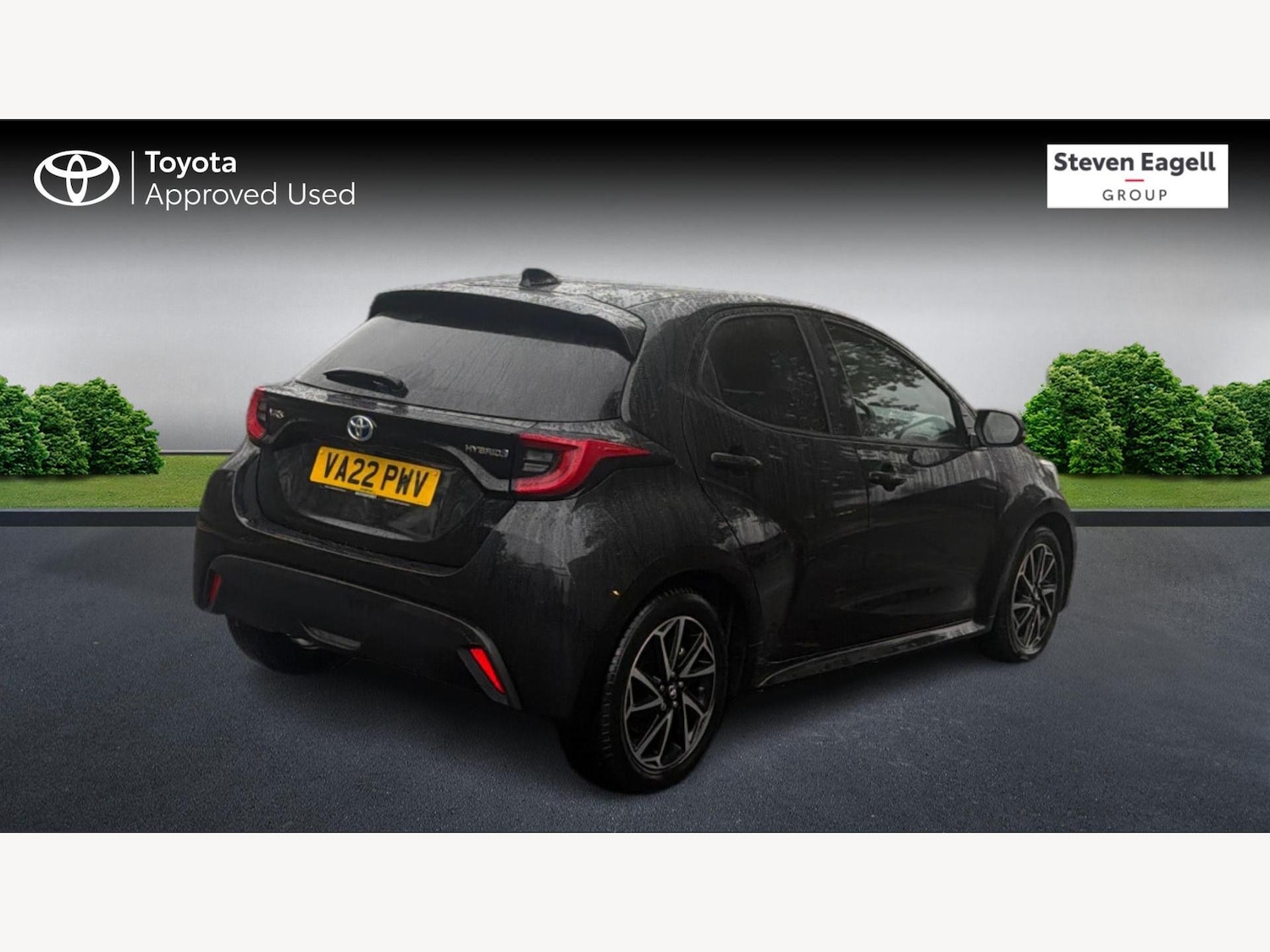 Used Toyota Yaris 2022 for sale - 76823861: Photo 2