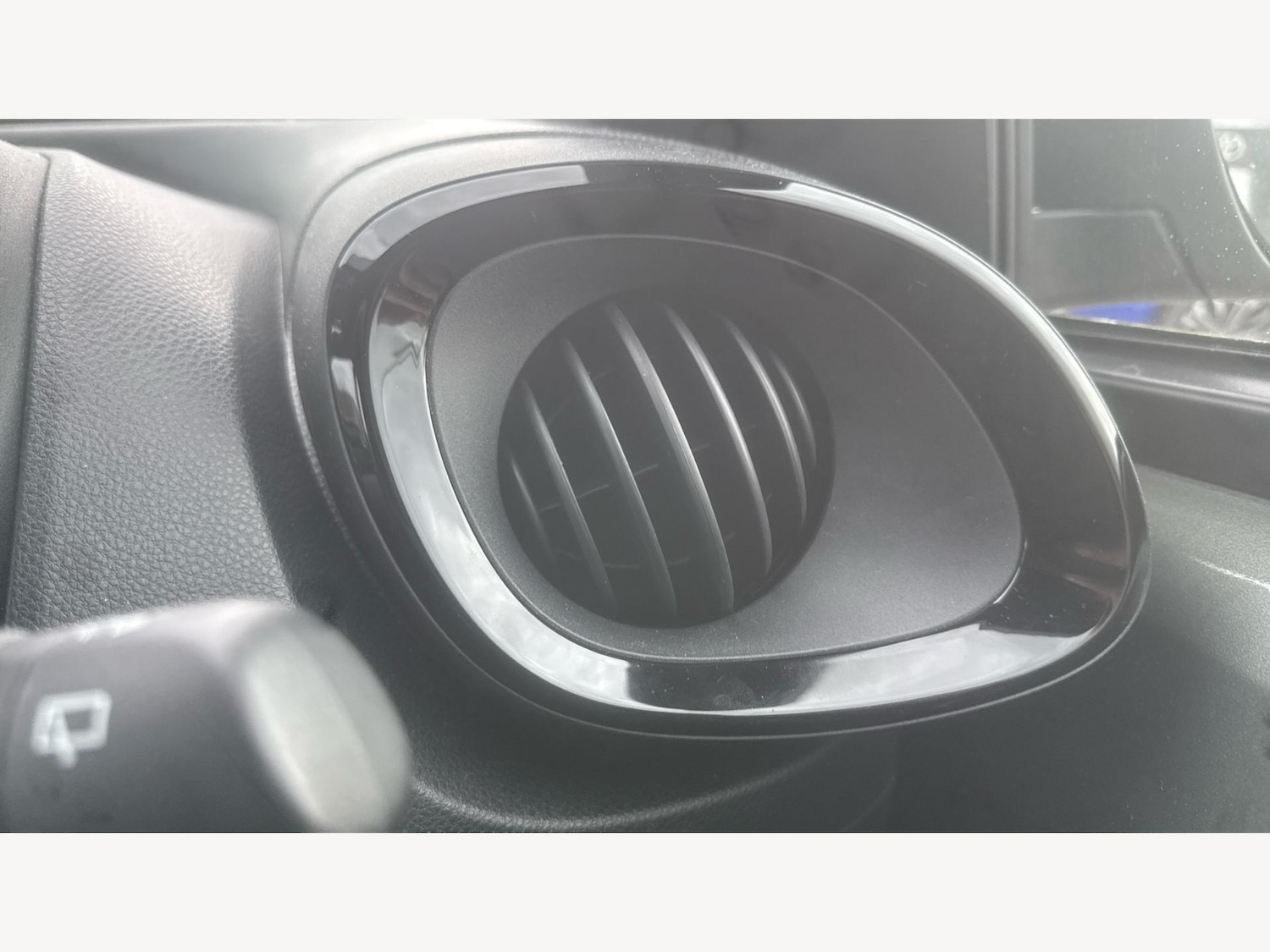 Used Toyota Aygo X 2023 for sale - 76446908: Photo 29