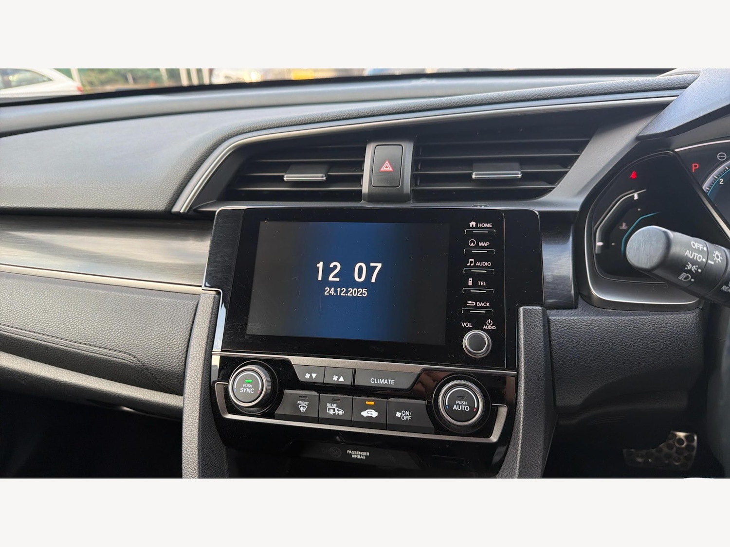 Used Honda Civic 2021 for sale - 77057165: Photo 9