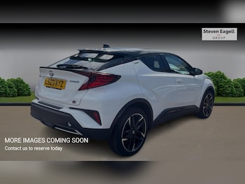 Used Toyota C-HR 2023 for sale - 79062826: Photo