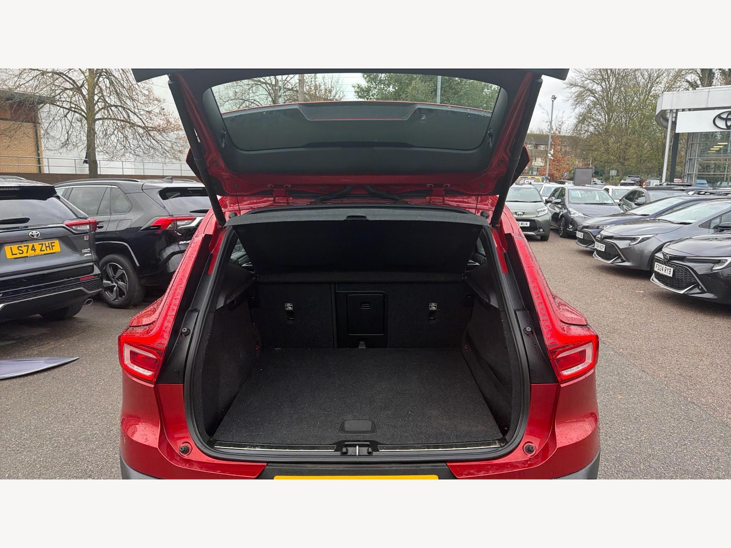 Used Volvo XC40 2020 for sale - 76666929: Photo 16