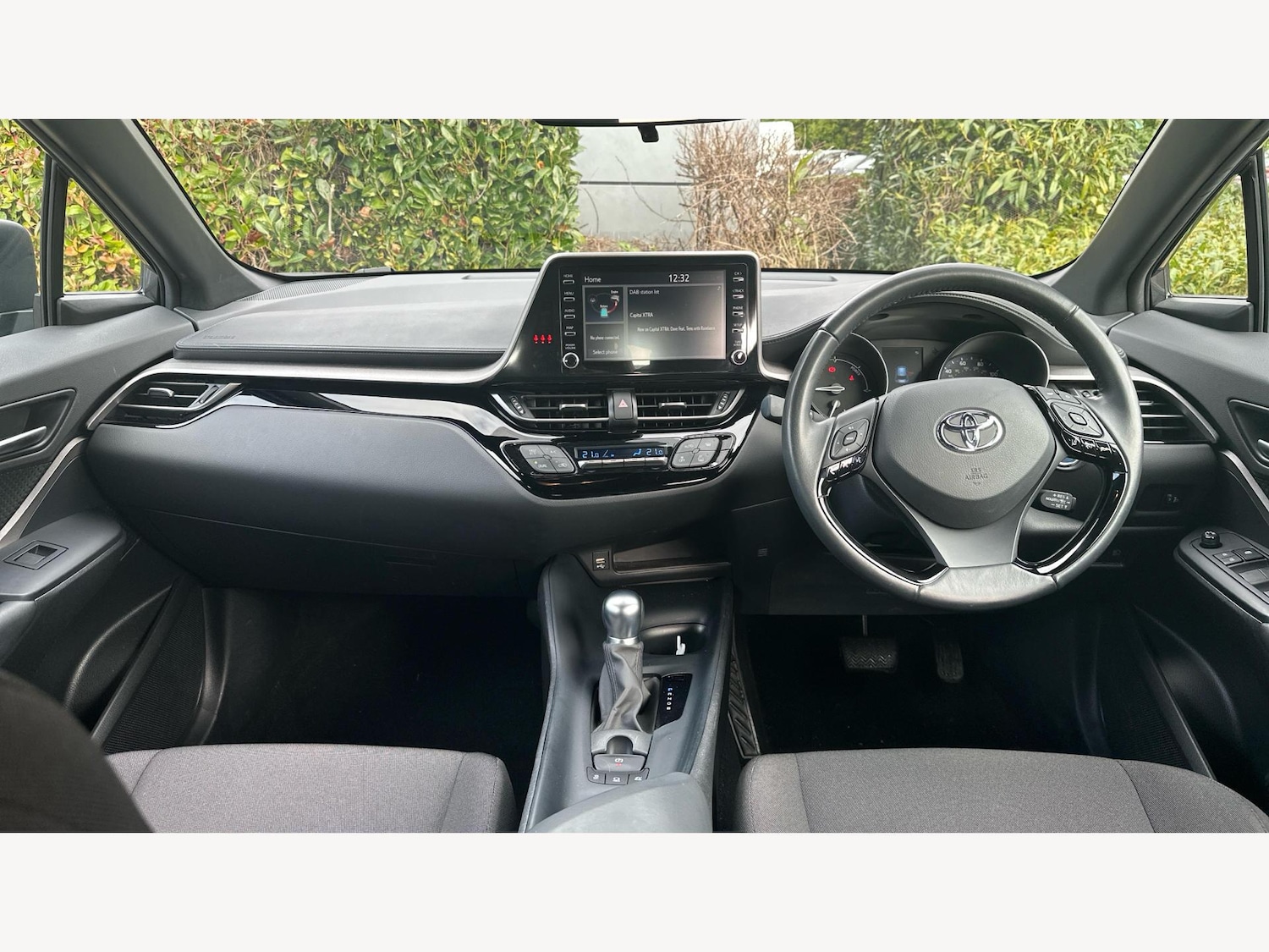 Used Toyota C-HR for sale - 77550360: Photo 7
