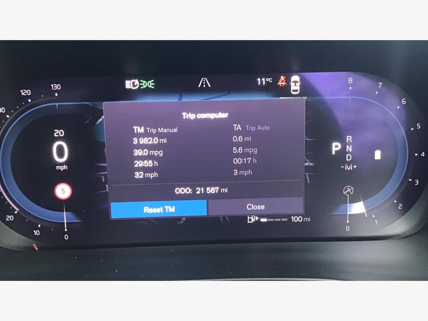 Used Volvo XC40 2023 for sale - 77202922: Photo 11