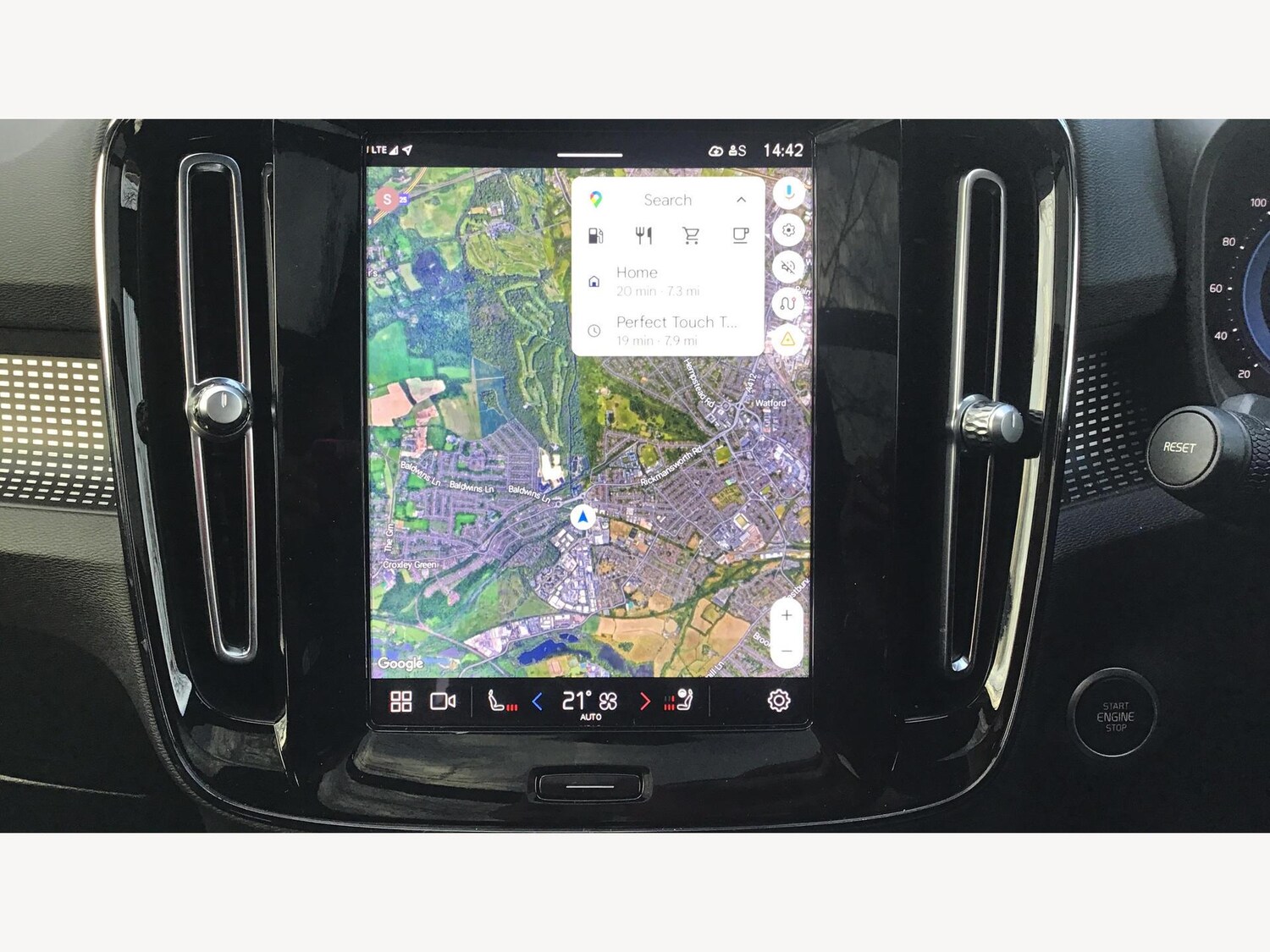 Used Volvo XC40 2023 for sale - 77202922: Photo 26