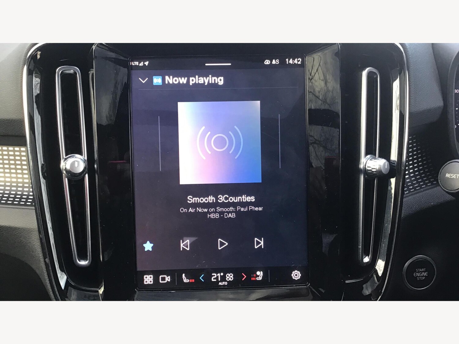 Used Volvo XC40 2023 for sale - 77202922: Photo 29