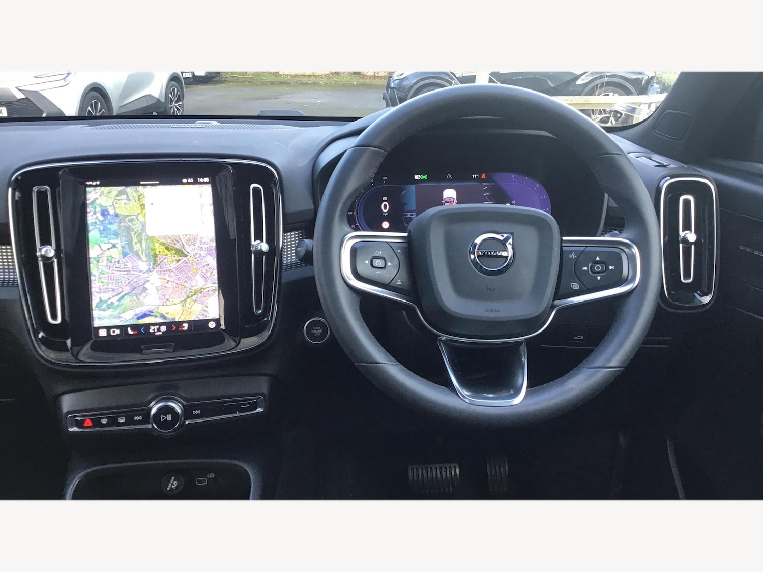 Used Volvo XC40 2023 for sale - 77202922: Photo 8