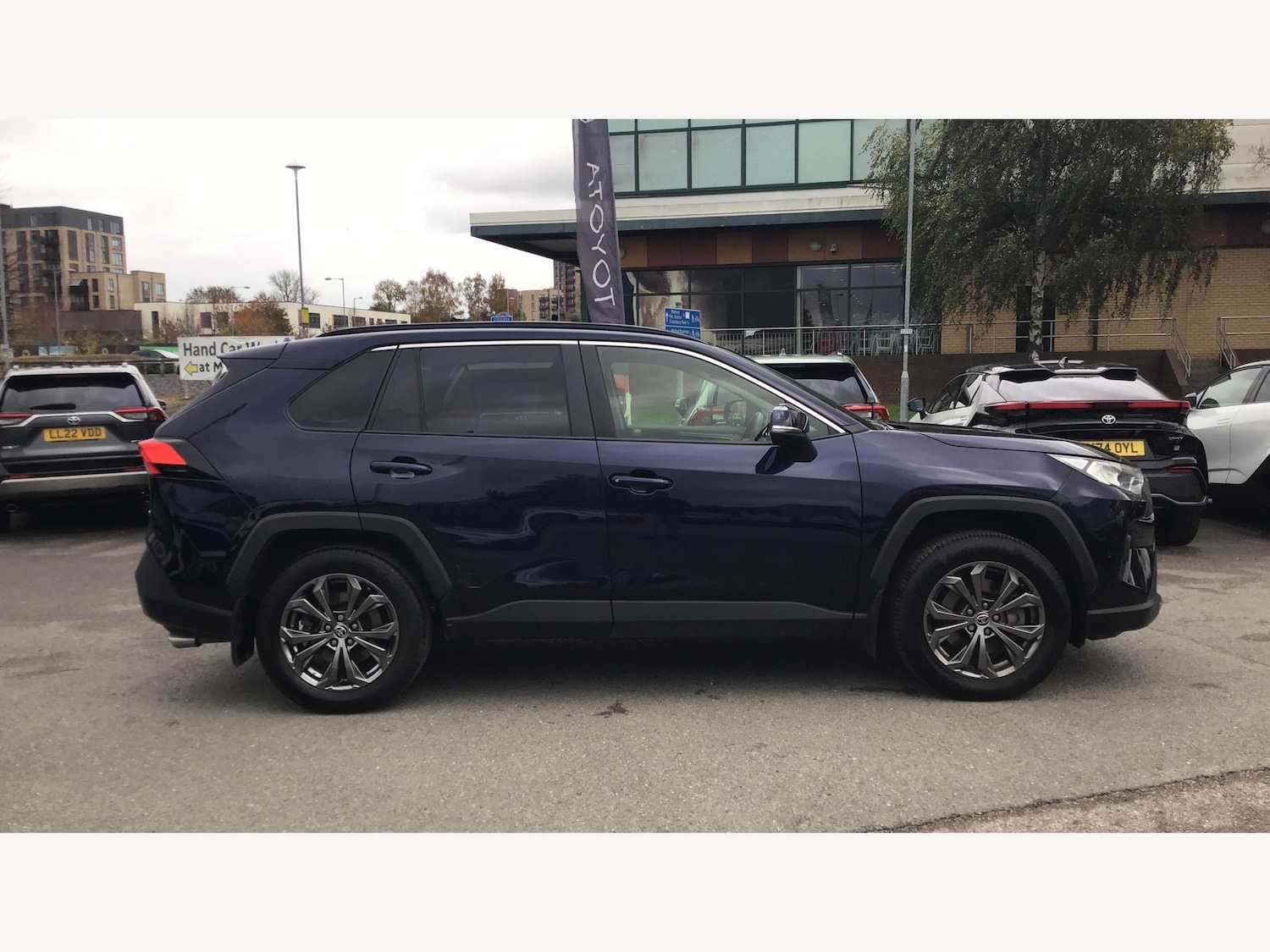 Used Toyota RAV4 2022 for sale - 76667420: Photo 18