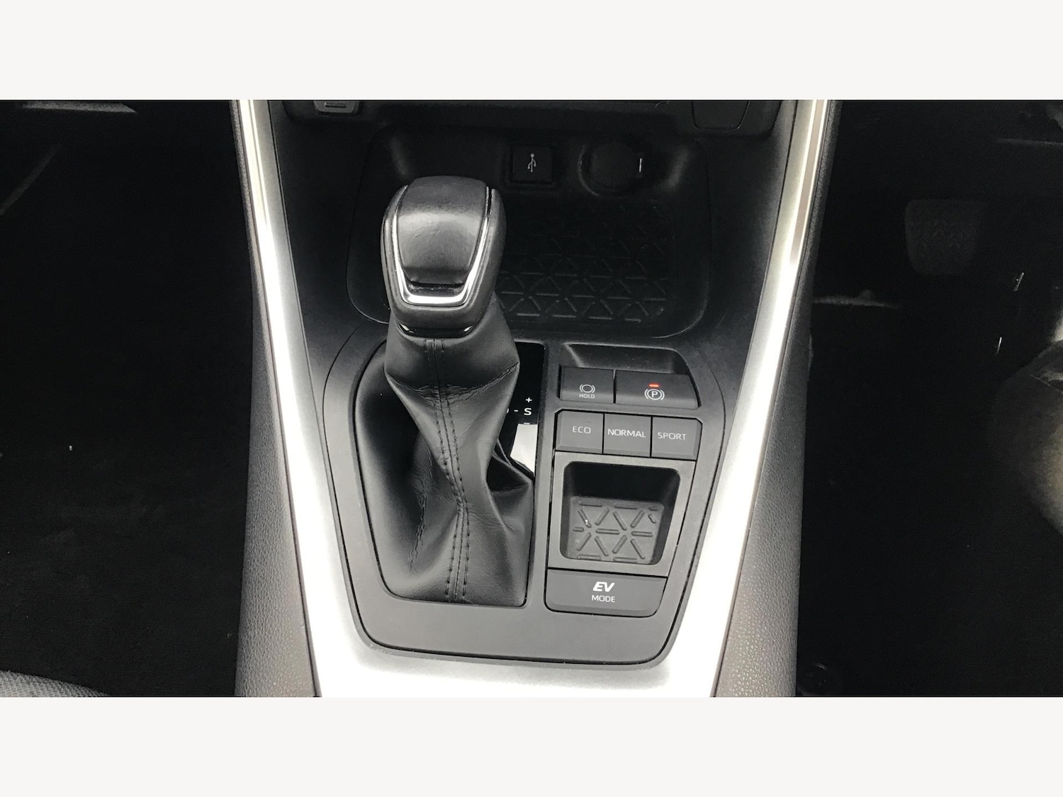 Used Toyota RAV4 2022 for sale - 76667420: Photo 25