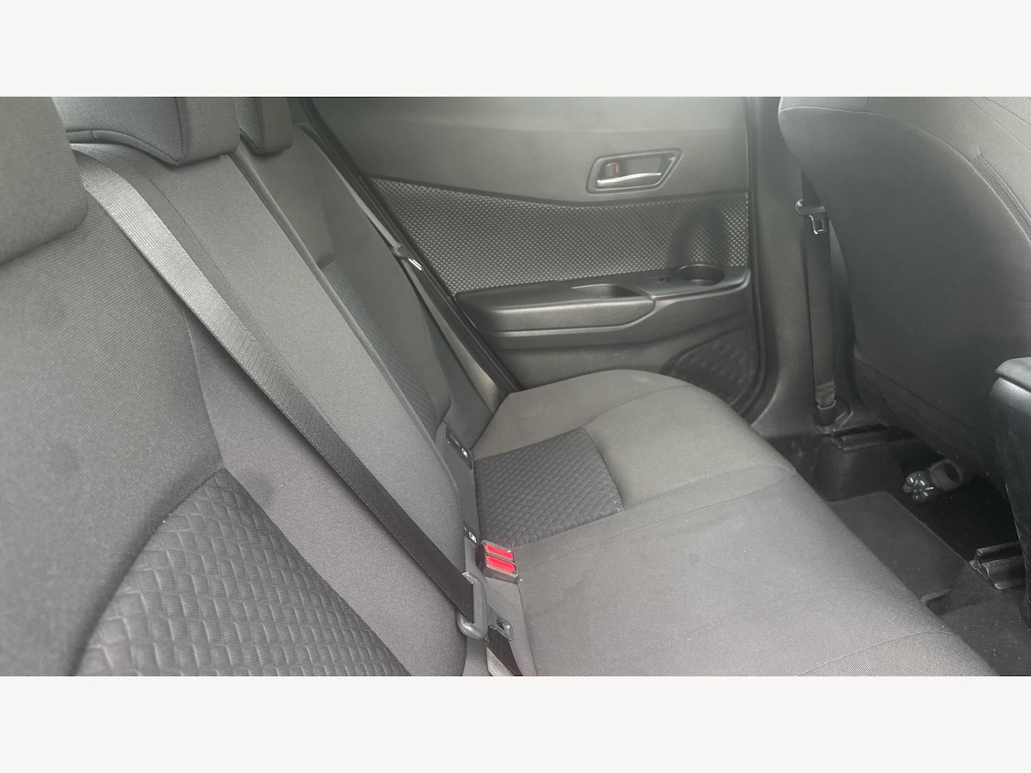 Used Toyota C-HR 2021 for sale - 76537693: Photo 14