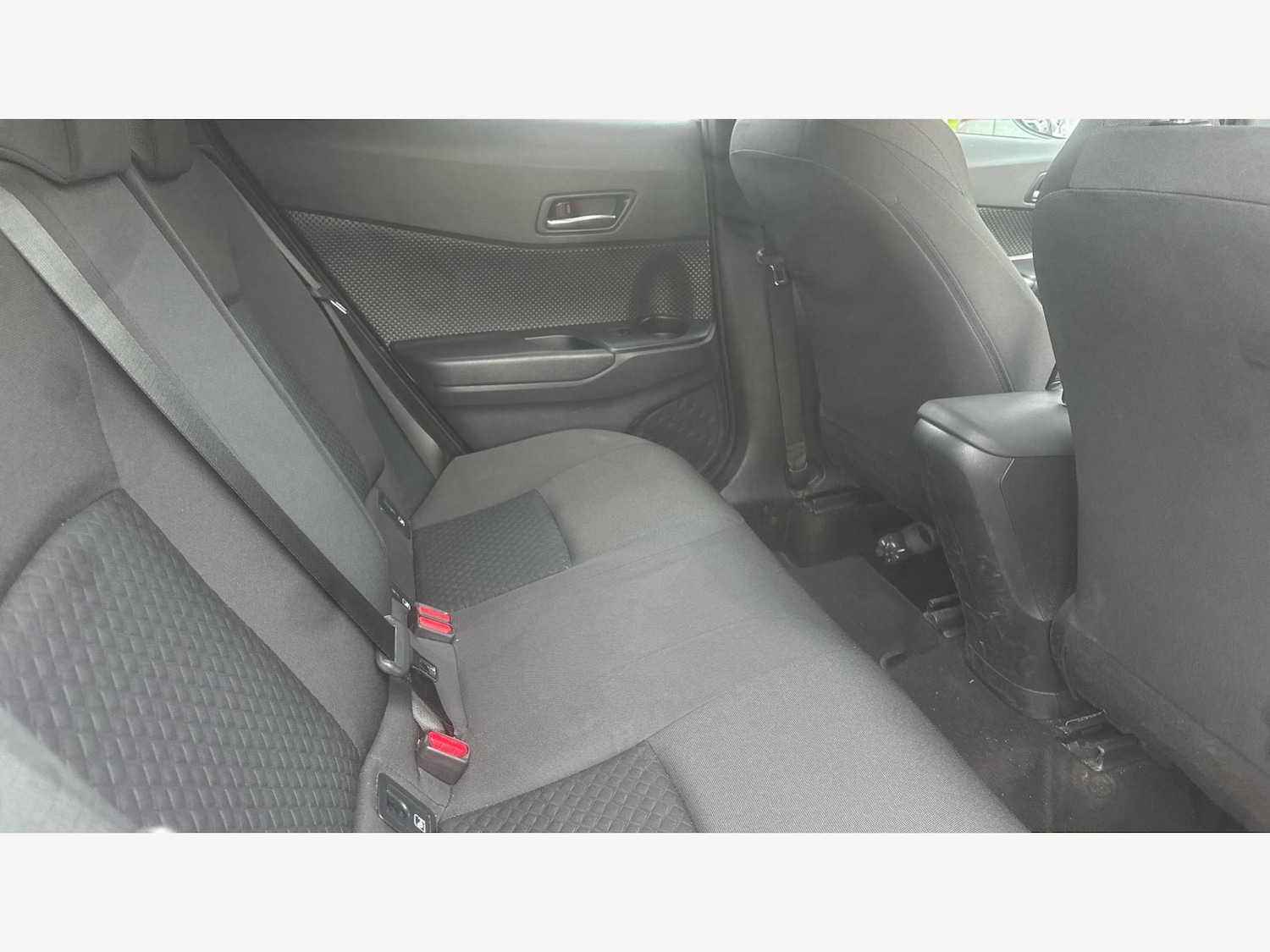 Used Toyota C-HR 2021 for sale - 76537693: Photo 15