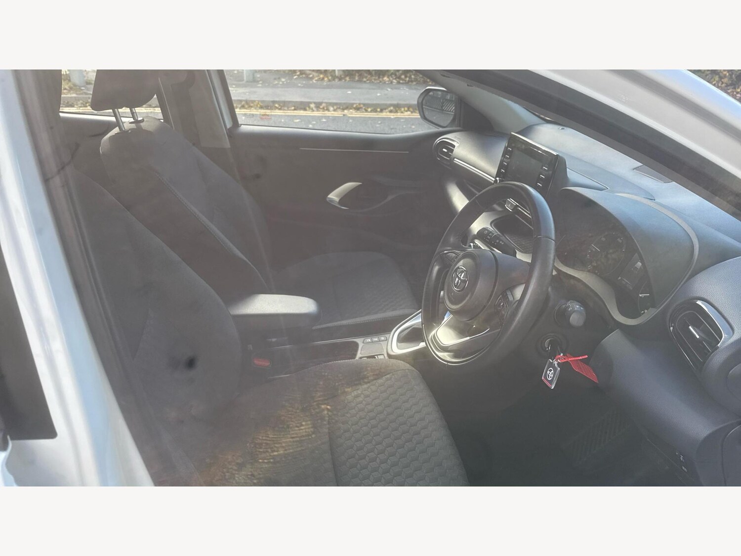 Used Toyota Yaris 2024 for sale - 76432298: Photo 12