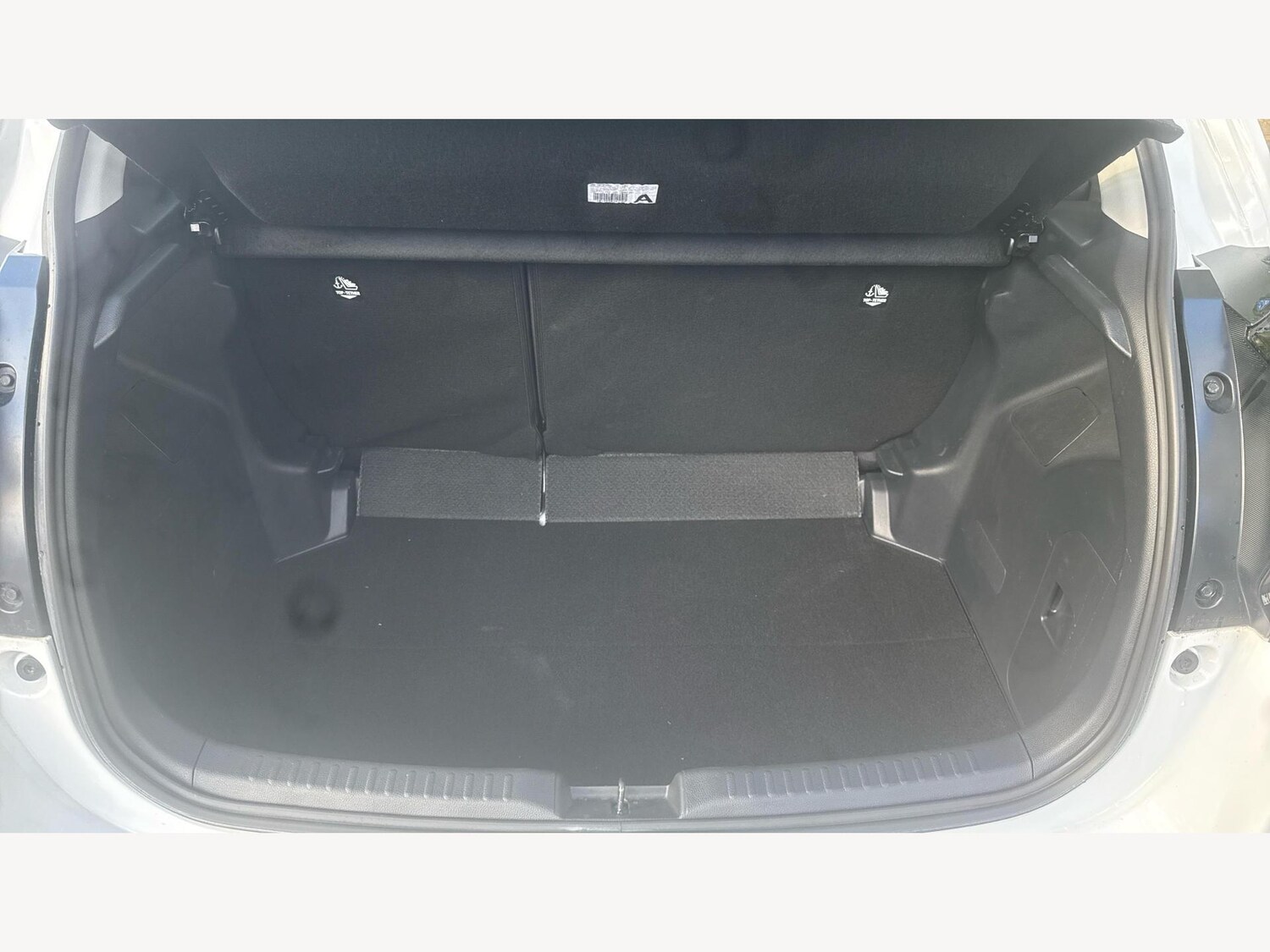 Used Toyota Yaris 2024 for sale - 76432298: Photo 16