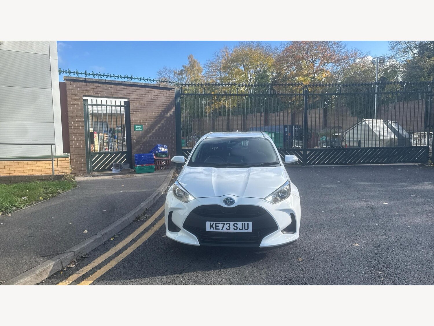 Used Toyota Yaris 2024 for sale - 76432298: Photo 17