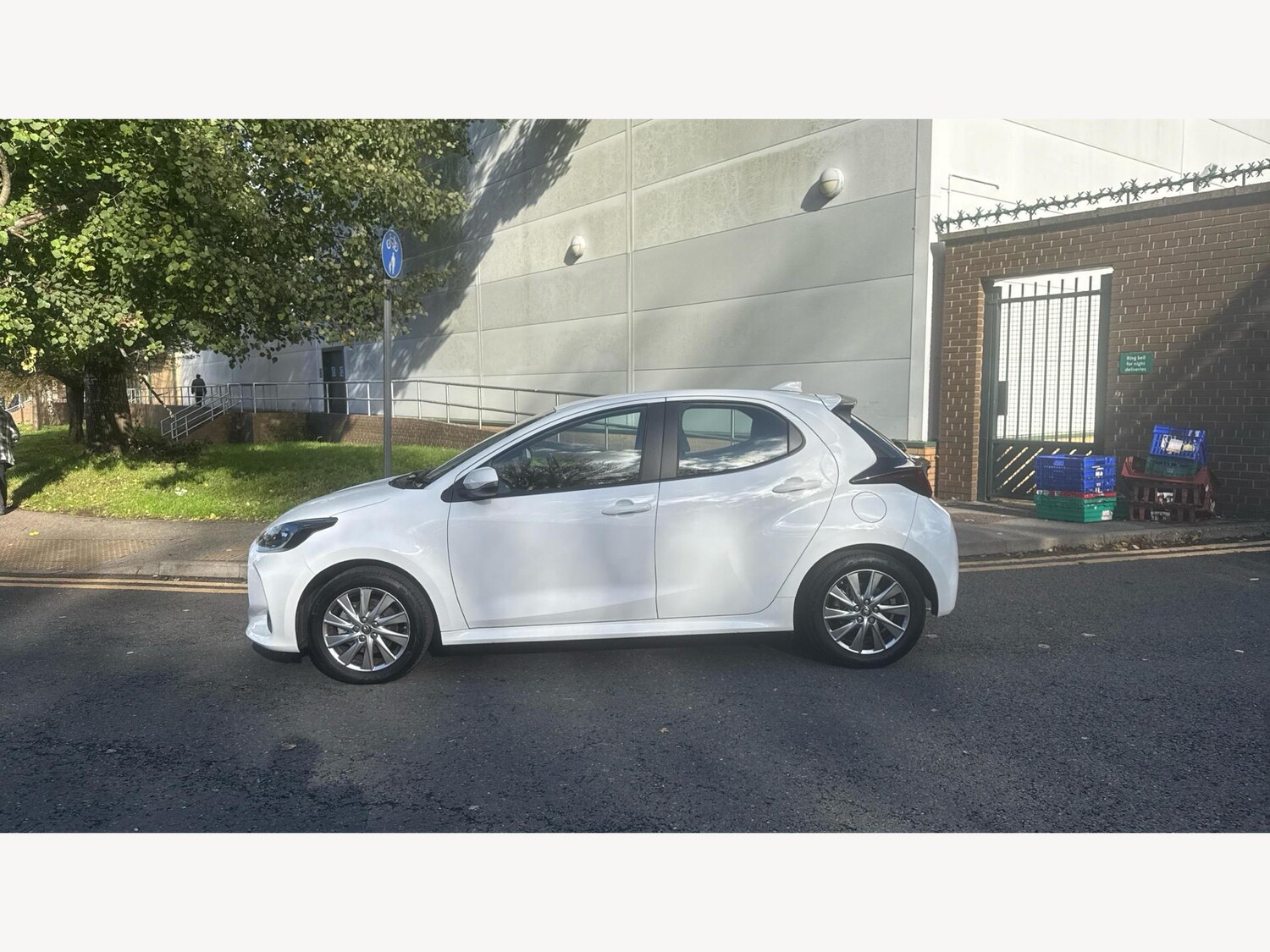 Used Toyota Yaris 2024 for sale - 76432298: Photo 19