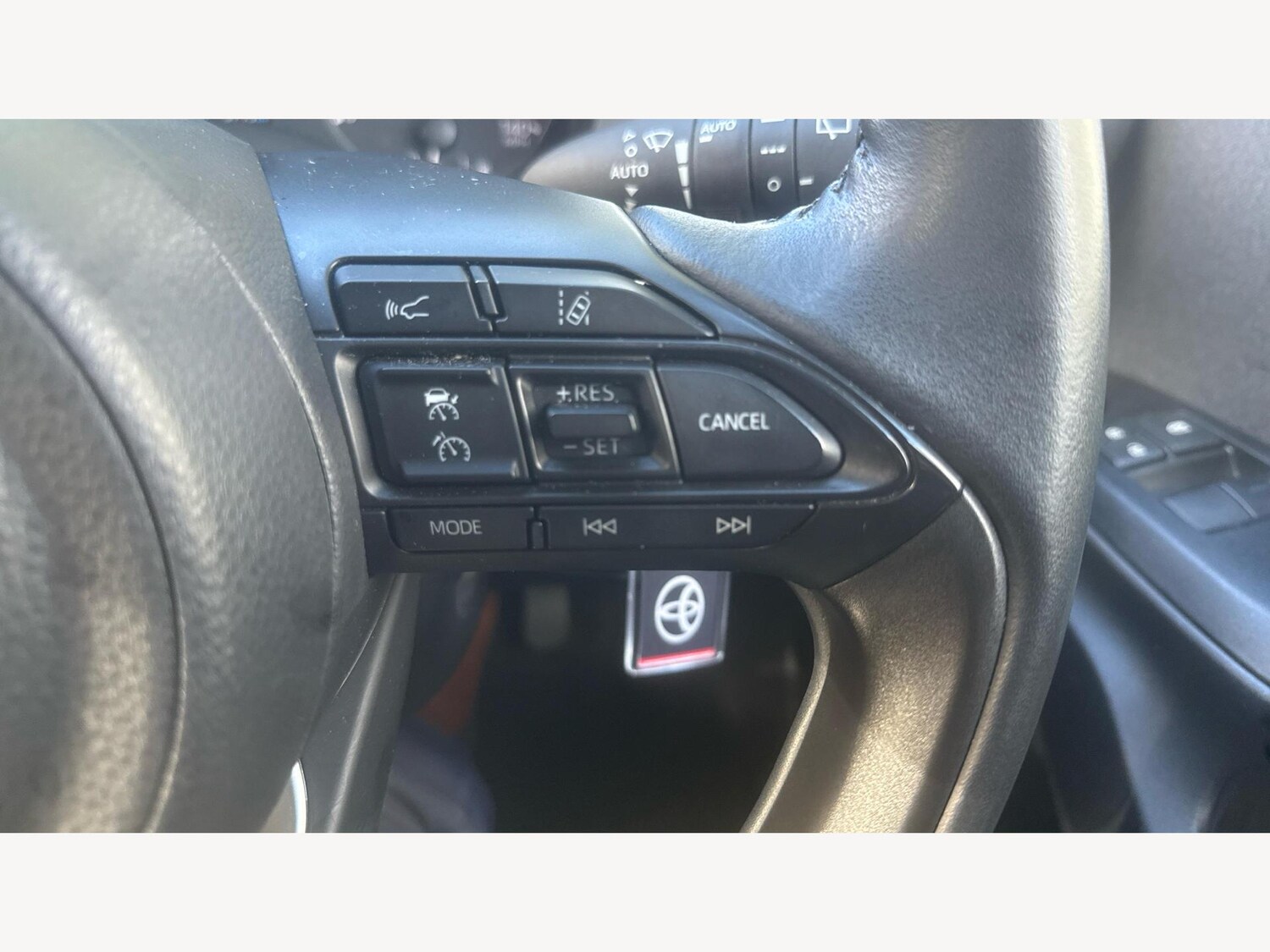 Used Toyota Yaris 2024 for sale - 76432298: Photo 27