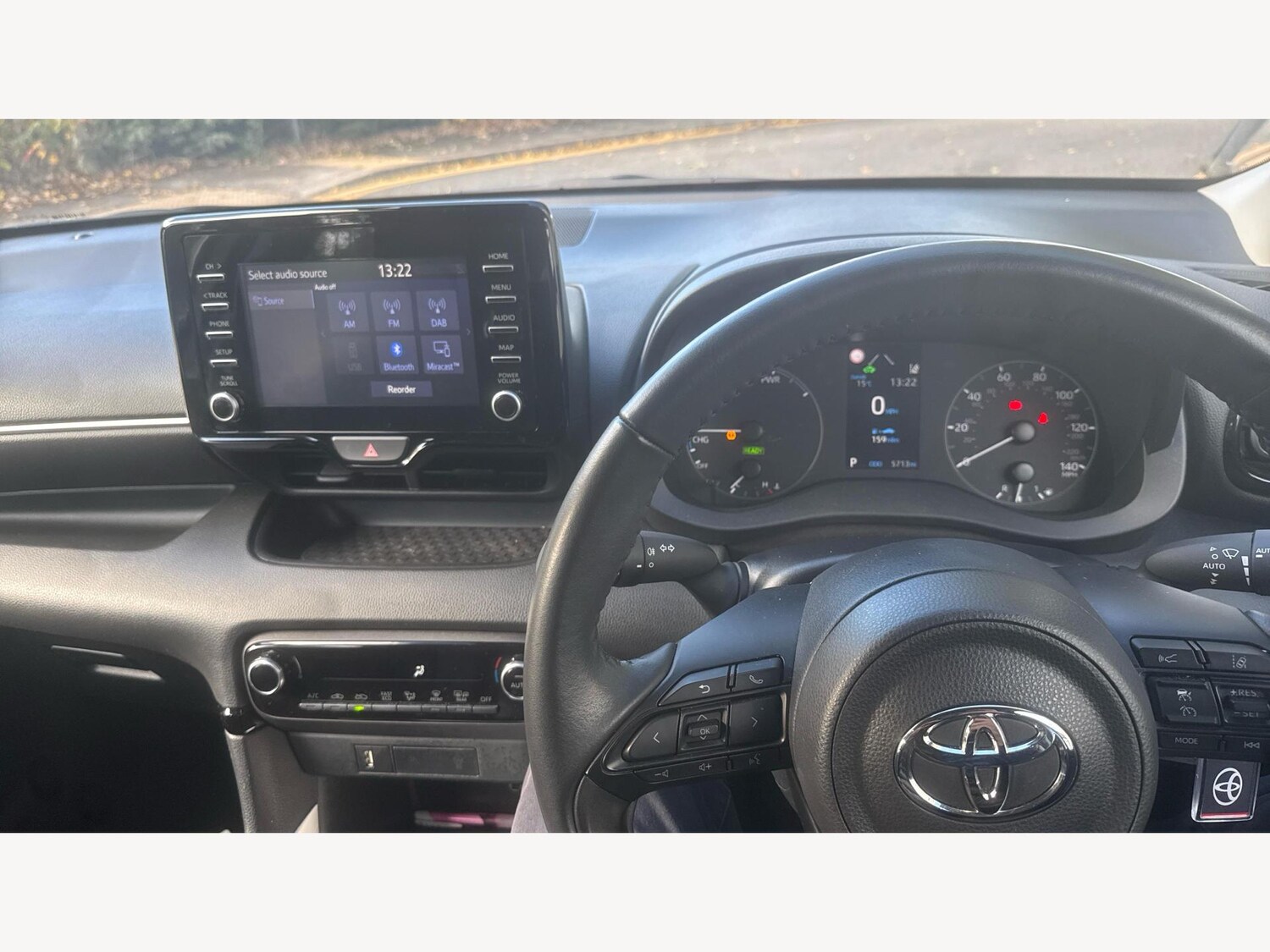 Used Toyota Yaris 2024 for sale - 76432298: Photo 8