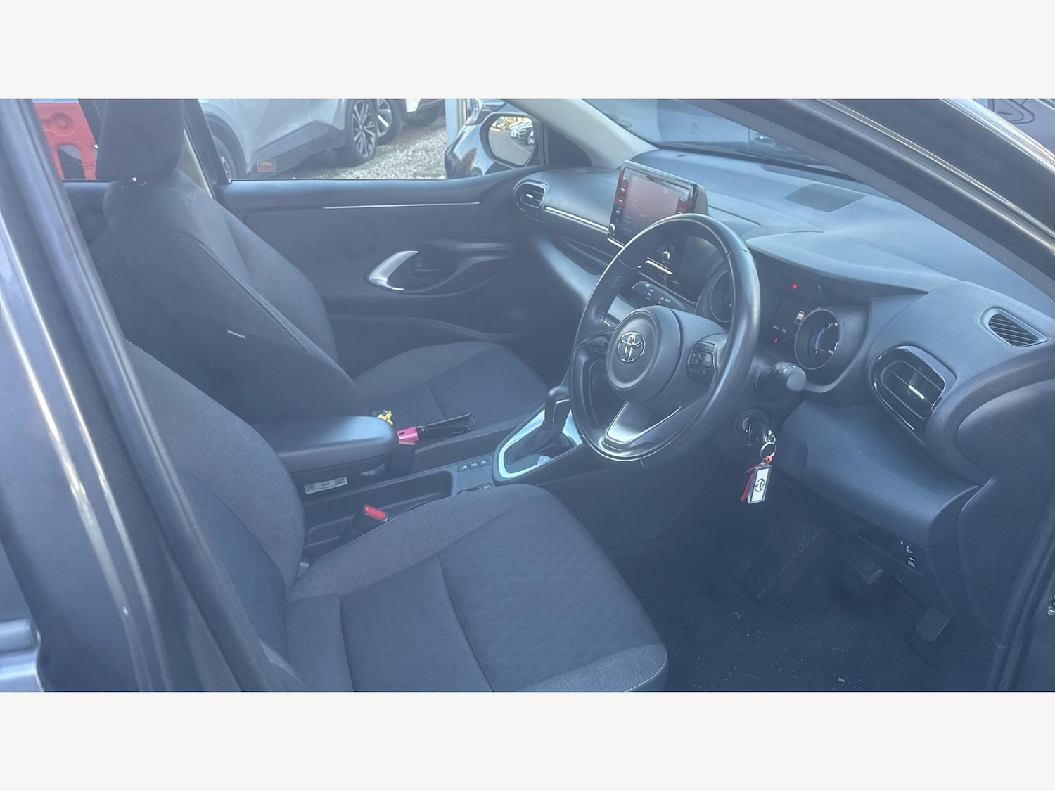 Used Toyota Yaris 2022 for sale - 77073926: Photo 13