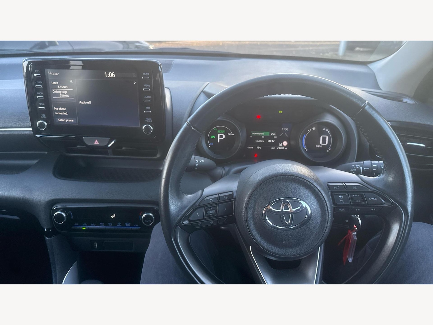 Used Toyota Yaris 2022 for sale - 77073926: Photo 7