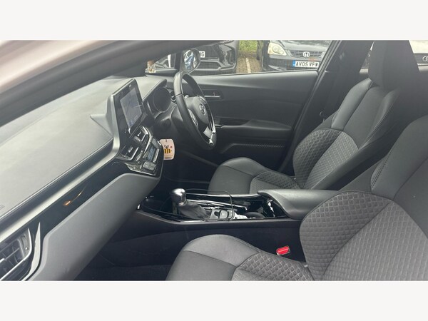 Used Toyota C-HR 2023 for sale - 76295527: Photo 12