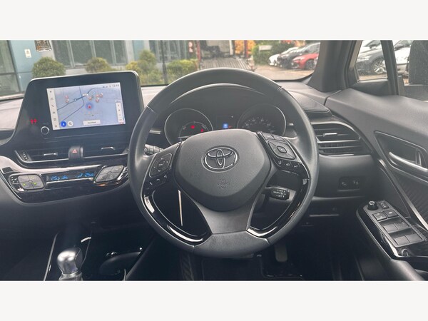 Used Toyota C-HR 2023 for sale - 76295527: Photo 8