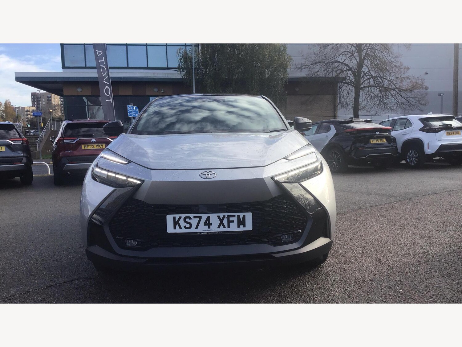 Used Toyota C-HR 2024 for sale - 76802403: Photo 17